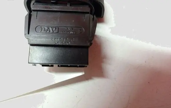 Renault Megane I Central locking switch button 841242