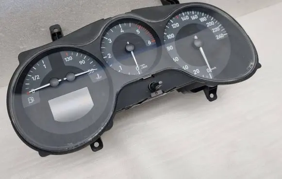 Seat Leon (1P) Speedometer (instrument cluster) 1P0920823F
