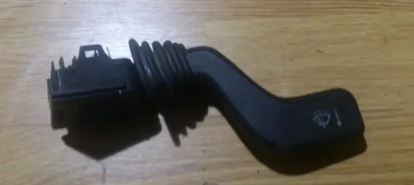 Opel Corsa B Wiper control stalk 90124931 90191942