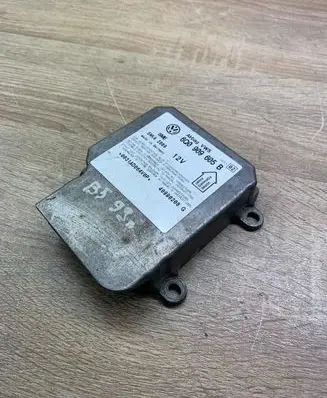 Volkswagen PASSAT B5.5 Airbag control unit/module 6Q0909605B