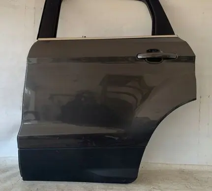 Ford Kuga II Rear door