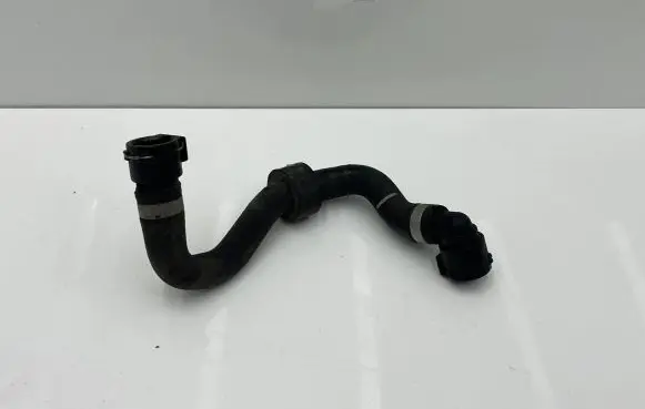BMW 1 F40 Engine coolant pipe/hose 7617374 20073510