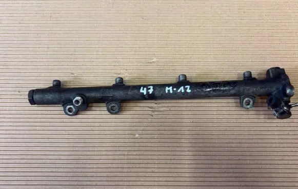 Fuel main line pipe