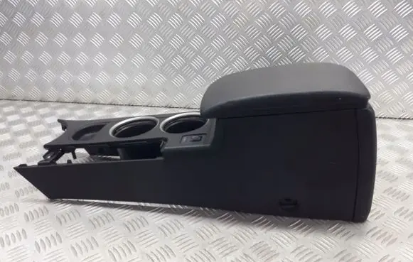 Subaru Legacy Center console 92174AG050