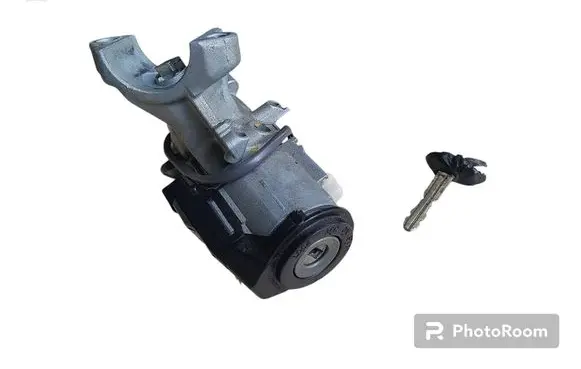 Toyota RAV 4 (XA20) Ignition lock 8978352010 2842102135