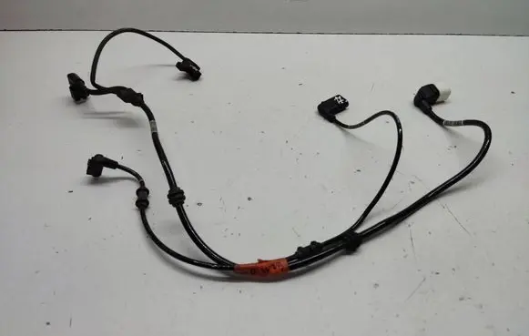 Mercedes-Benz E W213 Rear ABS sensor wiring A2135403805 A2135403800 A2135403400