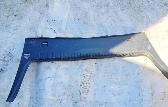 Volkswagen Golf VI Other trunk/boot trim element 1K6863459