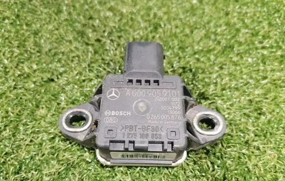 Mercedes-Benz E W212 Acceleration sensor A0009059101 0265005876 708987285