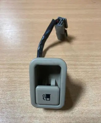 Hyundai Santa Fe Fuel tank opening switch 935552B000
