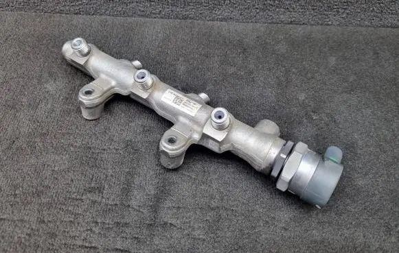 Audi Q7 4M Fuel main line pipe 059130090CS 057130764AM 059130090DN