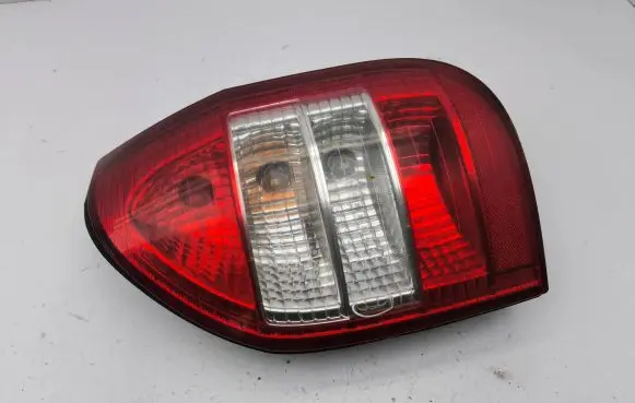 Opel Zafira A Rear/tail lights