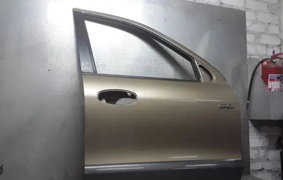 Hyundai Santa Fe Front door
