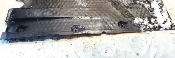 Volkswagen Jetta V Engine splash shield/under tray 1k0825211e