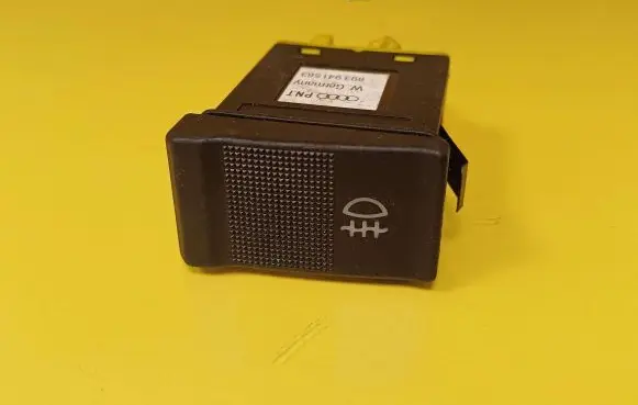 Fog light switch