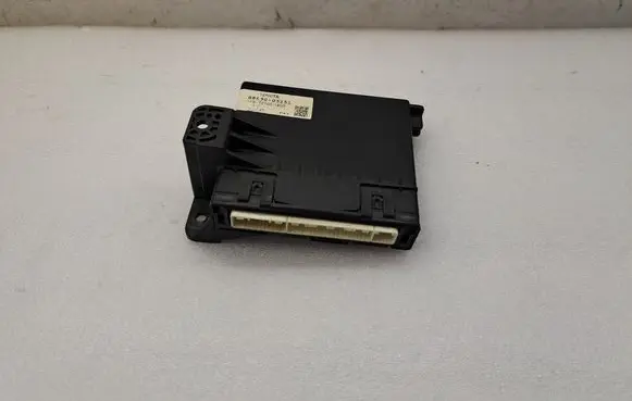 Toyota Avensis T270 Air conditioning/heating control unit MB177701850 8865005251