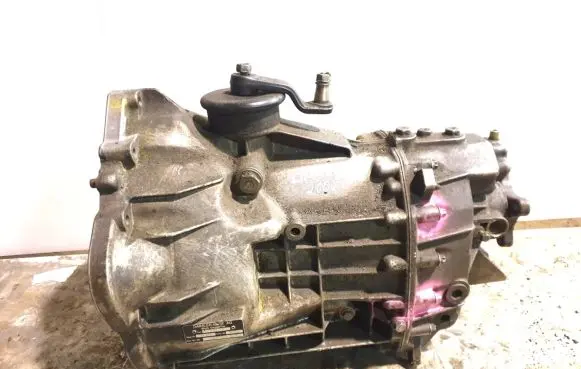 Volkswagen II LT Manual 6 speed gearbox 711617