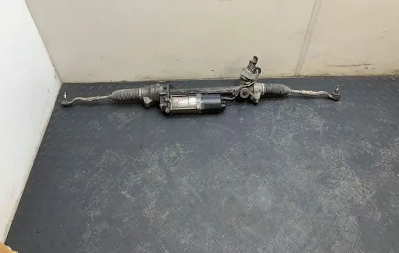 BMW X3 F25 Steering rack 6874311