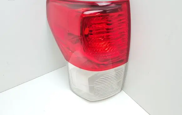 Toyota Tundra II Rear/tail lights