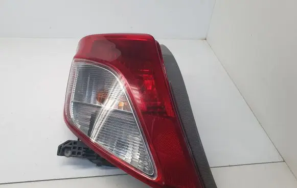 Toyota Yaris Rear/tail lights KOITO0D78