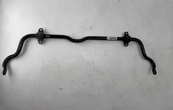 Mercedes-Benz A W176 Front anti-roll bar/sway bar A2463203411