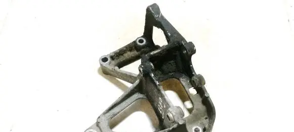 Opel Antara Engine mounting bracket