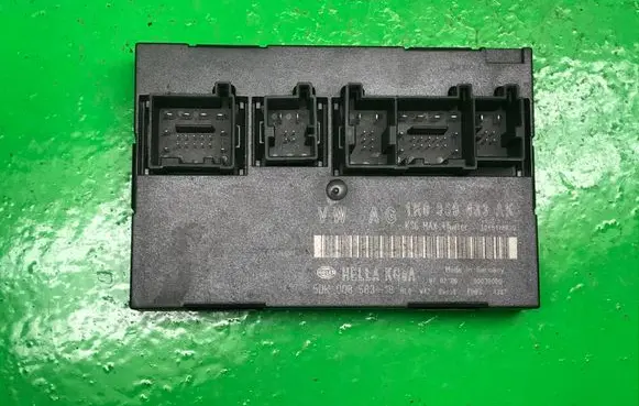Volkswagen Touran I Comfort/convenience module 1K0959433AK