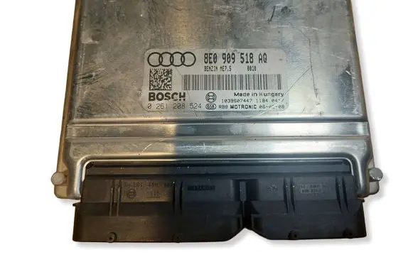 Audi A4 S4 B7 8E 8H Engine control unit/module ECU 0261208524 8E0909518AQ ME75
