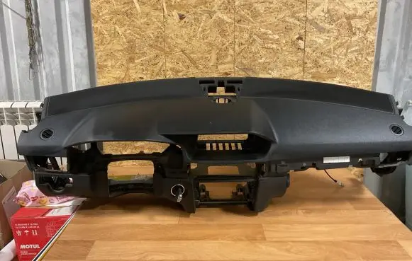 Mercedes-Benz E W212 Dashboard A2126802387 21268023879 S212