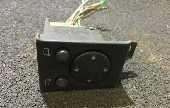 Audi A6 S6 C4 4A Wing mirror switch 4a0959565