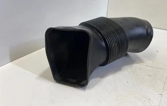 Volkswagen Phaeton Air intake duct part 3D0129617AH