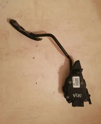 Volvo S40, V40 Accelerator throttle pedal 30865642