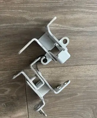 Ford Ecosport Tailgate/trunk/boot hinge FN1515N42983