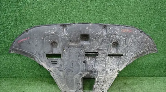 KIA Sportage Engine splash shield/under tray 