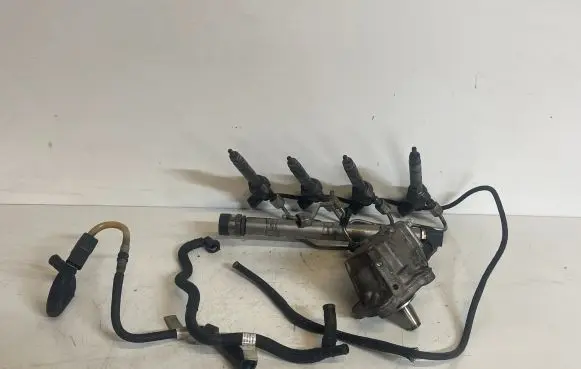BMW 1 E81 E87 Fuel injection system set 7797874 0445214182 0445110601