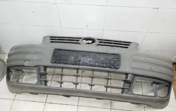 Volkswagen Caddy Front bumper