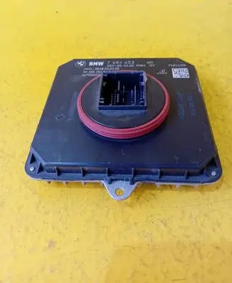 BMW X3 G01 Voltage converter/converter module 7494453