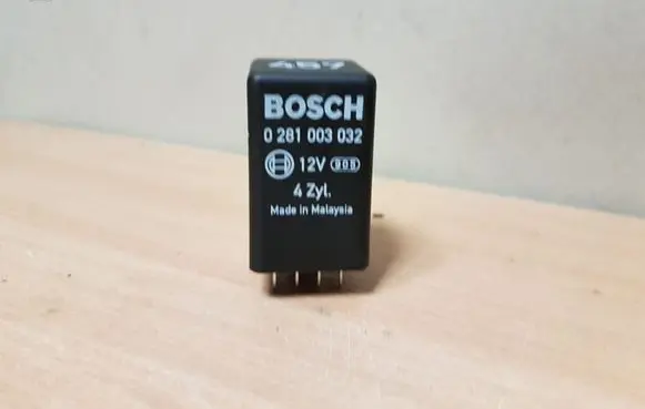 Audi A8 S8 D3 4E Other relay 038907281B 0281003032