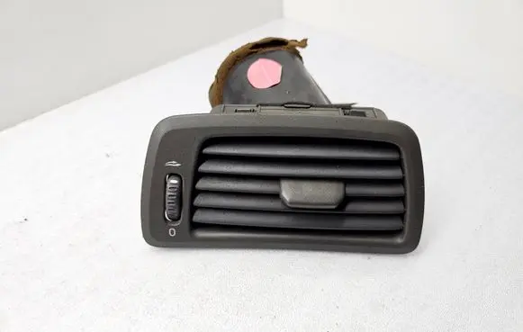 Volvo V70 Dashboard side air vent grill/cover trim 3409375