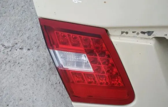 Mercedes-Benz E W212 Tailgate rear/tail lights