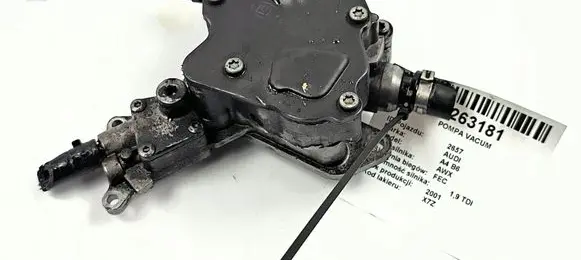 Audi A4 S4 B6 8E 8H Vacuum pump 