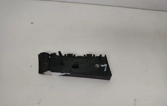 Ford Mustang VI Front bumper mounting bracket FR3B17D959AE