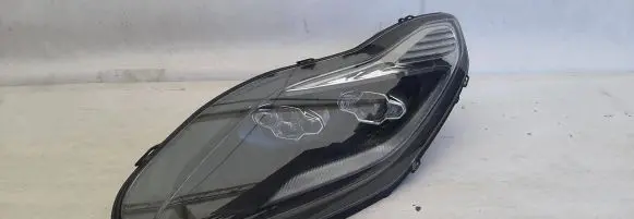 Aston Martin DB11 Headlight/headlamp