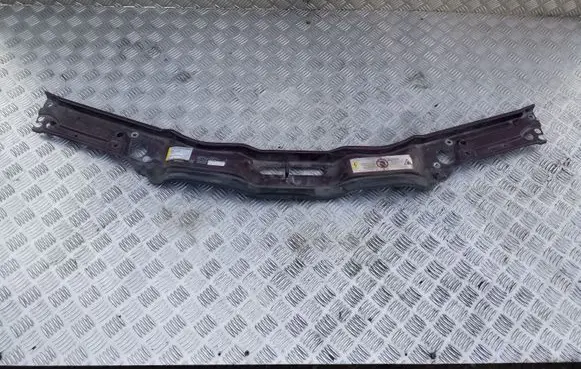 Audi 100 S4 C4 Top upper radiator support slam panel