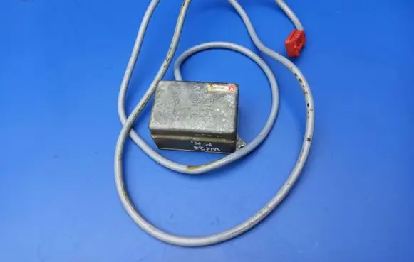 Mercedes-Benz S W126 Airbag control unit/module 0285001001 1268201410 0750050A