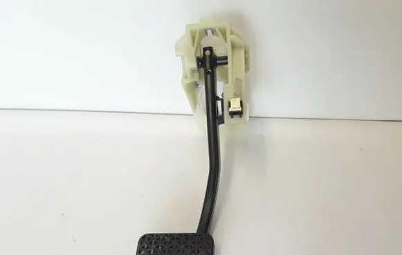 BMW 3 F30 F35 F31 Brake pedal 6859639