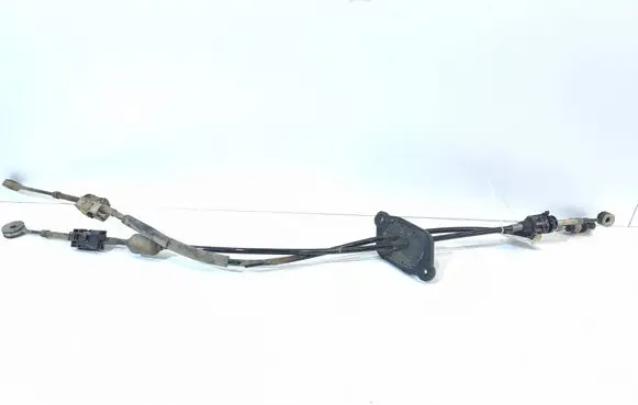 Gear shift cable linkage