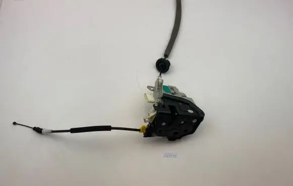 Audi A6 S6 C7 4G Front door lock 8J1837016F 471722S