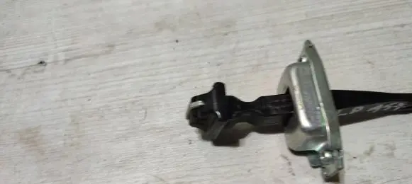 Mitsubishi ASX Front door check strap stopper LP467