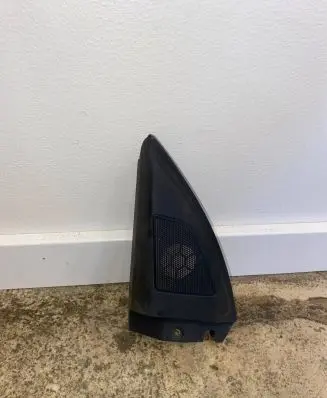 Side speaker trim/cover