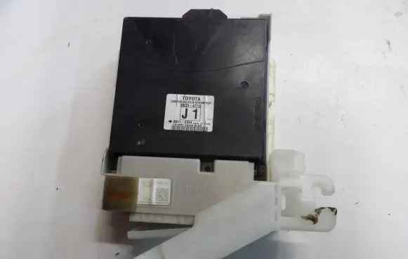 Toyota Prius (XW30) Comfort/convenience module 8922147110 50112324